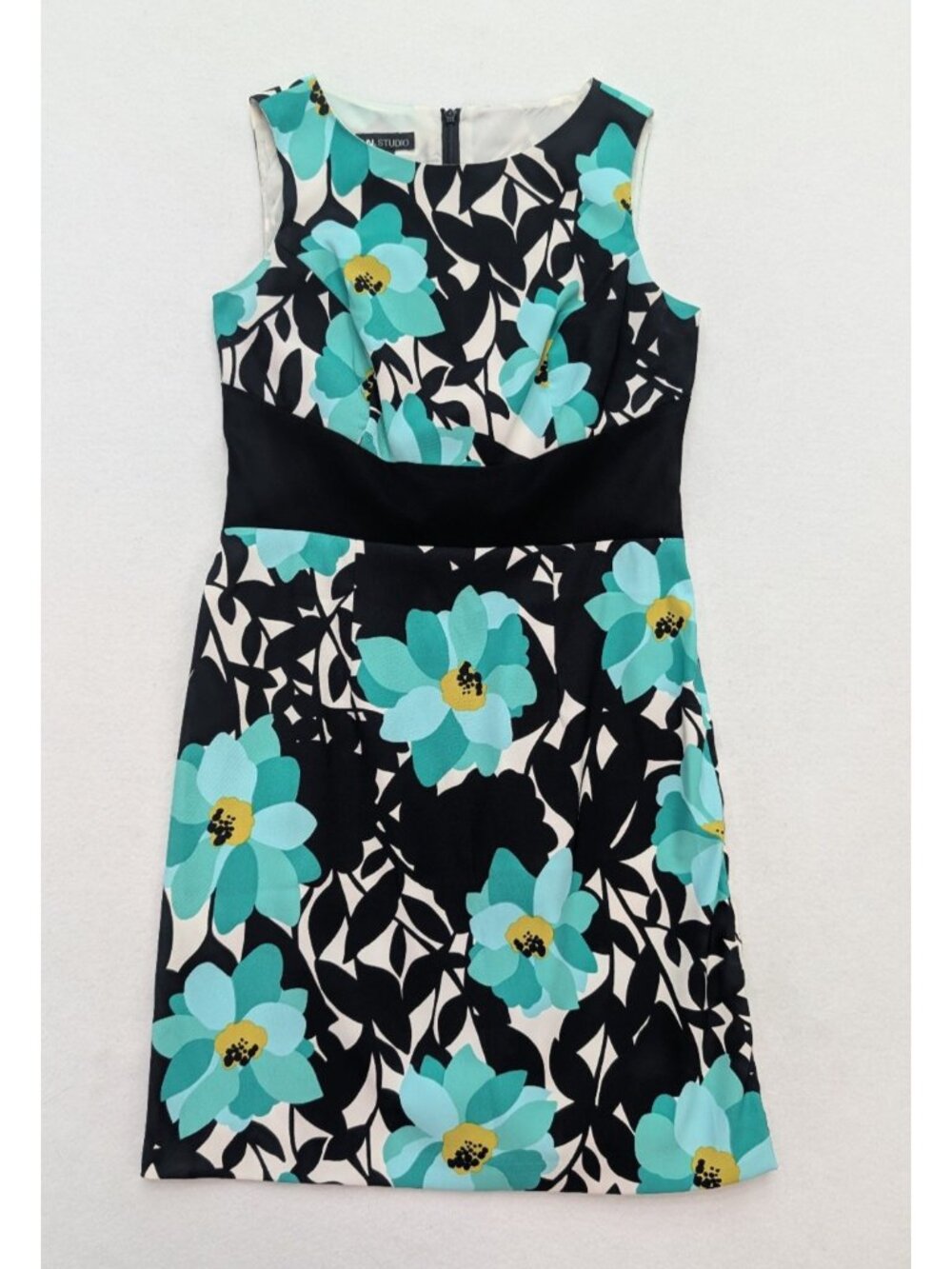 I.N.Studio Women's Dress Size 8 Green Black White Floral Print Sheath